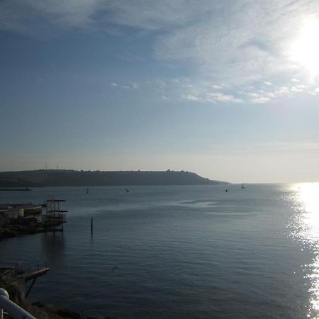 Poppy'S Guest House Plymouth Esterno foto