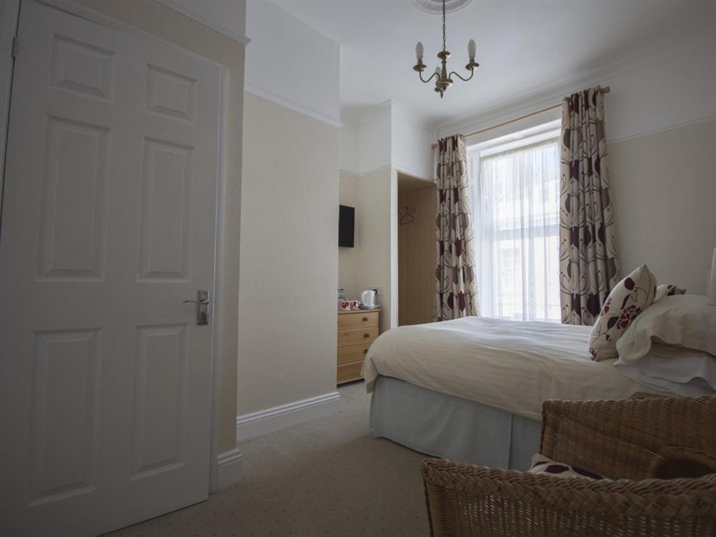 Poppy'S Guest House Plymouth Esterno foto