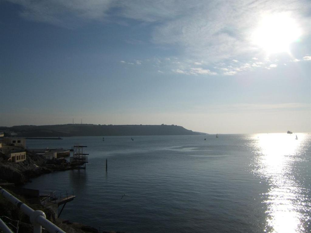 Poppy'S Guest House Plymouth Esterno foto